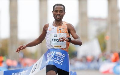 VIDEO / Kenenisa Bekele triumfă la Maratonul Berlin, aproape de a bate recordul mondial