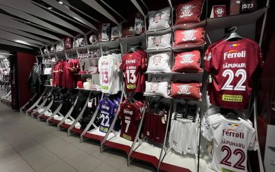 Echipa de fotbal Rapid și-a inaugurat magazinul. Programul noului fan shop
