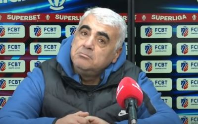 FCSB caută alt antrenor în timp ce echipa se antrenează în Turcia sub comanda lui Pintilii