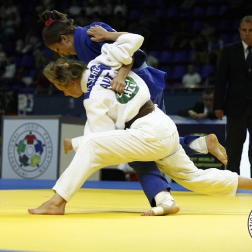 Ștefania Dobre, argint la judo, a câștigat prima medalie a României la JO de Tineret