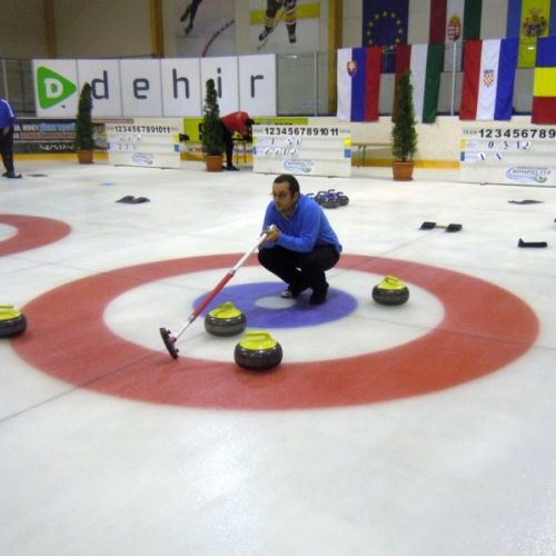 Curlingul în România, un sport mai puțin cunoscut
