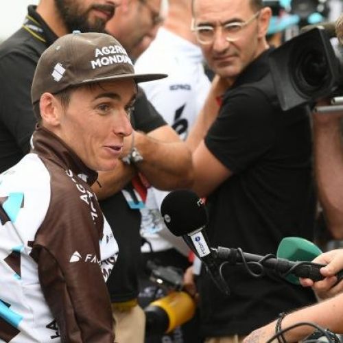 Un Romain Bardet strălucitor și un Chris Froome vulnerabil în prima etapă din Pirinei în Turul Franței