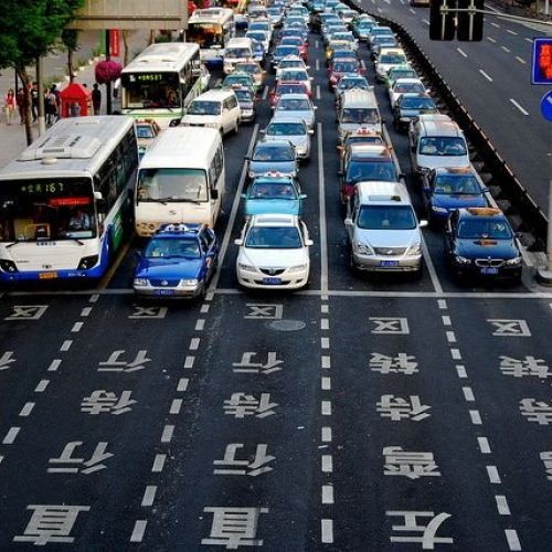 China va interzice vânzările de mașini diesel și pe benzină