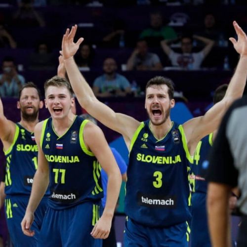Slovenia a învins surprinzător Spania și s-a calificat în finala Campionatului European de baschet