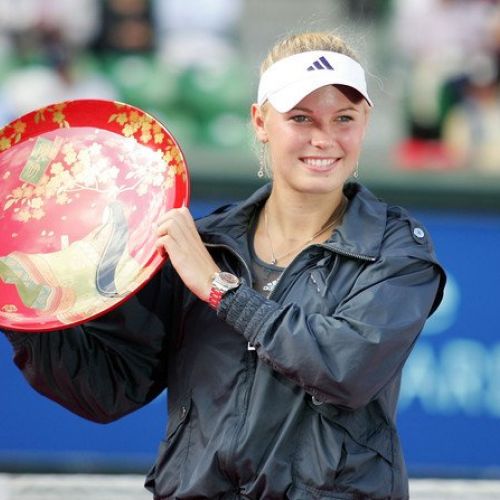 Caroline Wozniacki a triumfat la Openul Japoniei și s-a calificat la Turneul Campioanelor