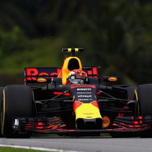 Formula 1: Max Verstappen câștigă Marele Premiu al Malaeziei. Hamilton a terminat pe doi, iar Vettel pe patru