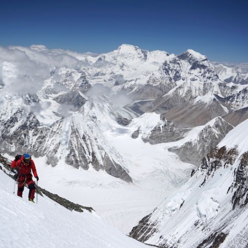 Nepalul a interzis ascensiunile individuale pe Everest