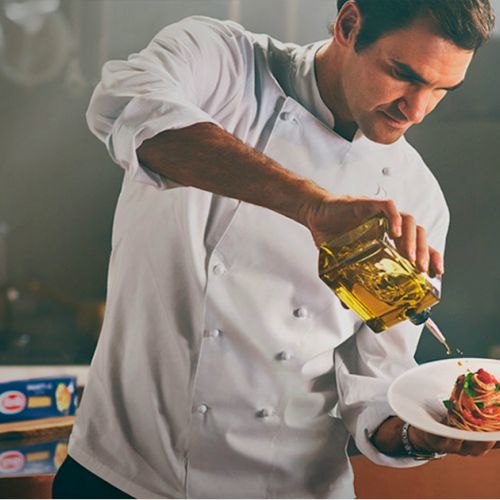 VIDEO / Roger Federer, în rol de bucătar într-o nouă serie de reclame la paste