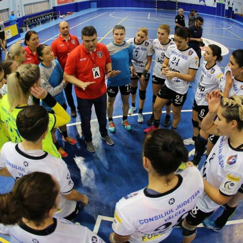 Înfrângeri pentru Măgura Cisnădie și SCM Râmnicu Vâlcea în Cupa EHF