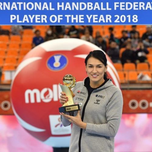 Cristina Neagu, premiată în Japonia pentru titlul de cea mai bună handbalistă a anului trecut. Declarația sportivei
