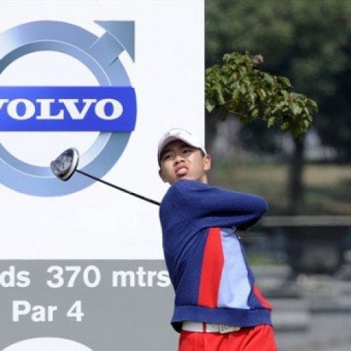 Un chinez de 13 ani s-a calificat la Openul Chinei la golf