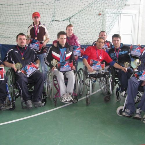 Nicușor Cojocaru și Gigi Pungă au câștigat turneul de tenis de masă pentru paralimpici de la Sfântu Gheorghe